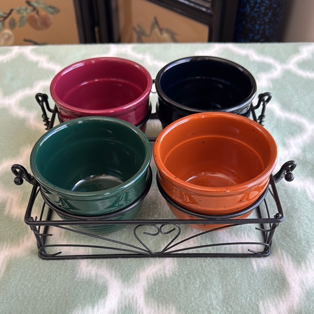 4 stoneware snacks or dipping Bowls with black Metal Holder - brown green